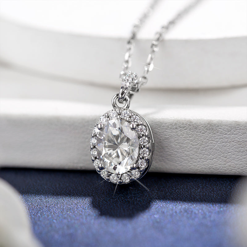 Oval Cut 1/2CT 925 Sterling Silver Halo Moissanite Pendant Necklace