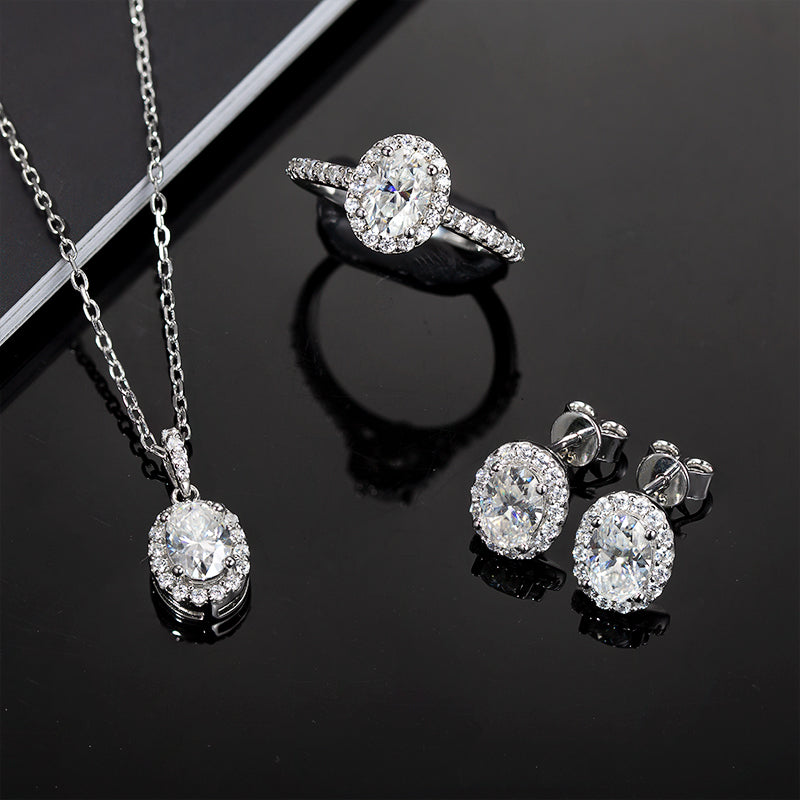 Oval Cut Halo Moissanite Jewelry Set