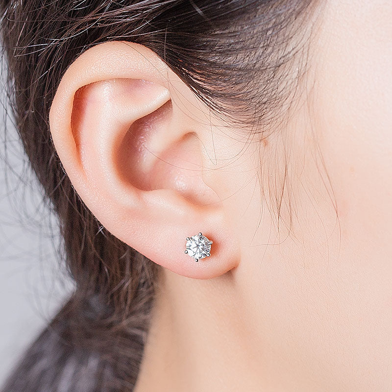 Classic 6 Prongs Setting Moissanite Stud Earrings