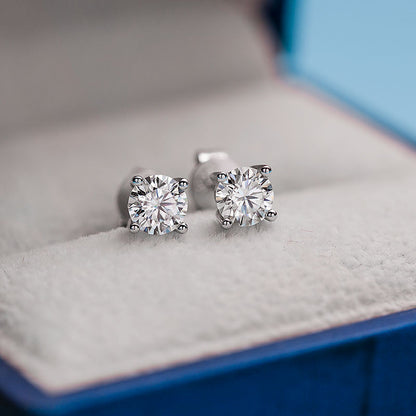 Classic 4 Prongs Setting Round Cut Moissanite Stud Earrings