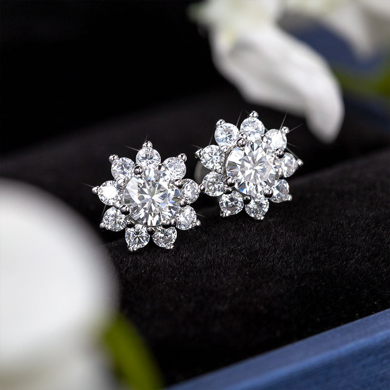 【 Daisy 】SunFlower 1CT Round Cut Moissanite S925 Sterling Silver Daily Stud Earrings