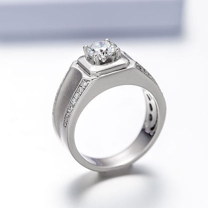 【Jason 】925 Sterling Silver 1CT Round Cut Moissanite Ring for Men