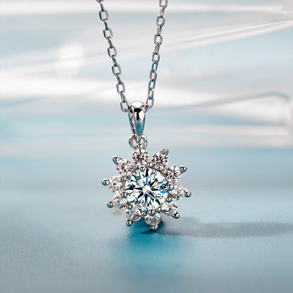 【 Daisy 】Round Cut 1CT Moissanite Sunflower Pendant Necklace