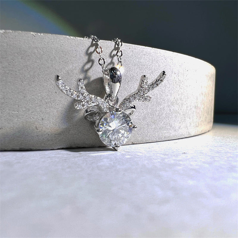 Elk Deer Shape S925 Sterling Silver 1CT Round  Moissanite Pendant Necklace